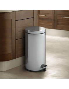 Garbage can with foot pedal...