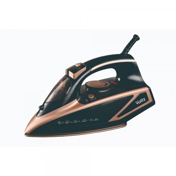 Steam iron with ceramic soleplate...